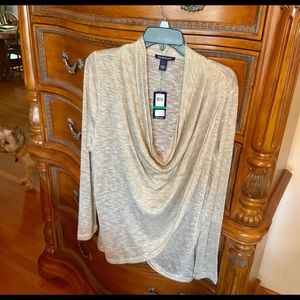 Beautiful Bandolino top.